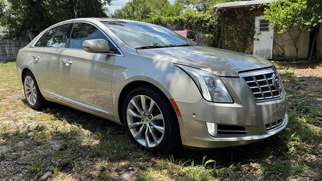 2015 Cadillac XTS 3.6L FWD Luxury Collection's photo
