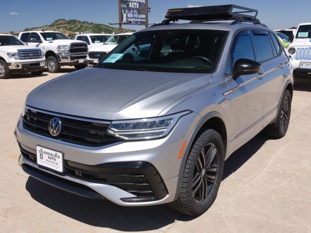 2022 Volkswagen Tiguan 2.0T SE R-Line Black 4Motion's photo