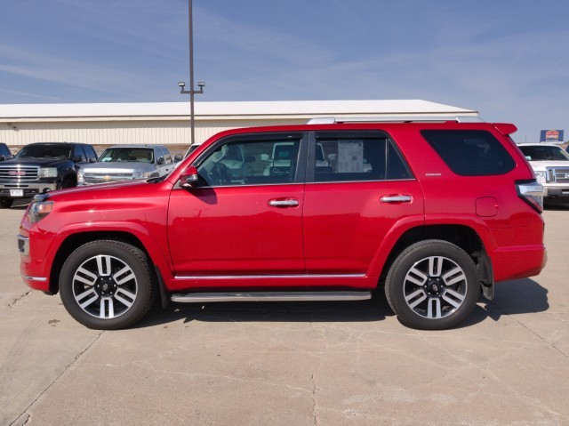 2024 Toyota 4Runner Limited - Photo 2
