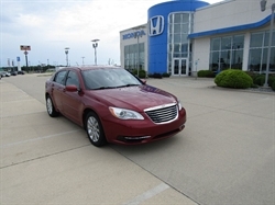 2013 Chrysler 200