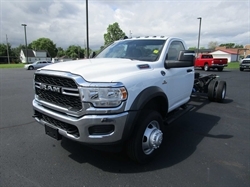 2024 RAM CHASSIS CAB