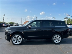2025 Lincoln Navigator