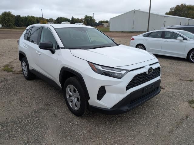 2024 Toyota RAV4 LE photo 2