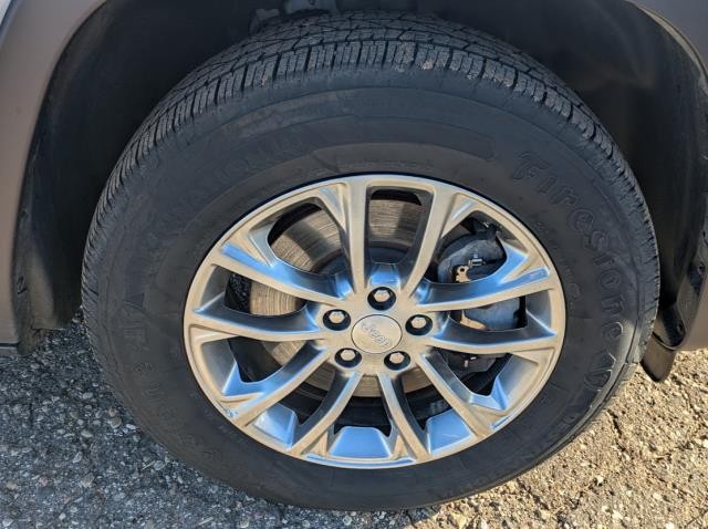 2019 Jeep Cherokee Latitude photo 4