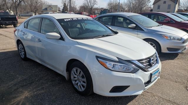 2017 Nissan Altima 2.5 S's photo