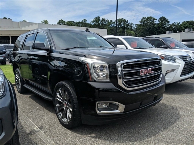 2017 GMC YUKON