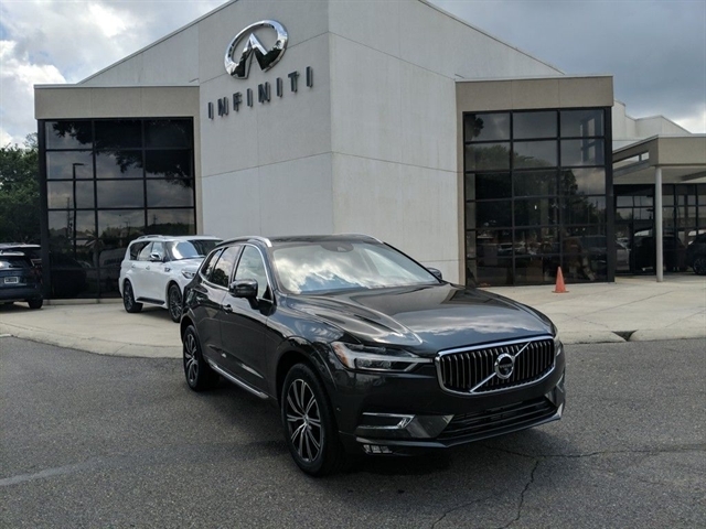 2020 VOLVO XC60