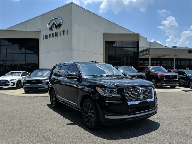 2023 LINCOLN NAVIGATOR