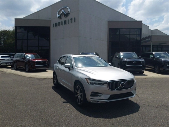 2020 VOLVO XC60