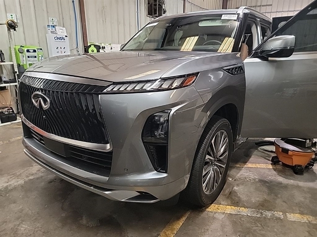 2025 INFINITI QX80