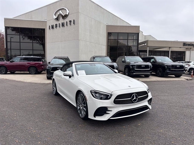 2023 Mercedes-Benz E-Class E450's photo