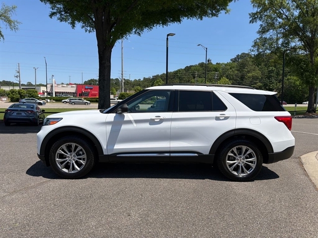 2021 Ford Explorer XLT - Photo 7