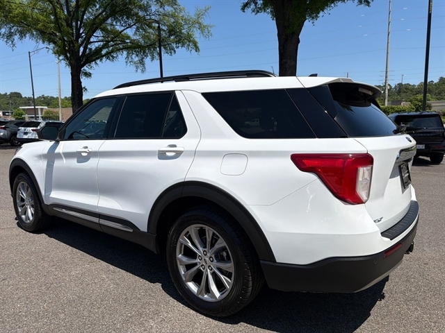 2021 Ford Explorer XLT - Photo 9