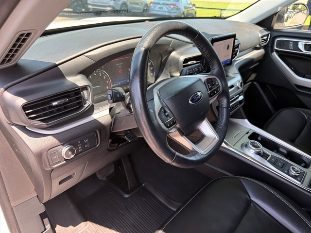 2021 Ford Explorer XLT - Photo 16