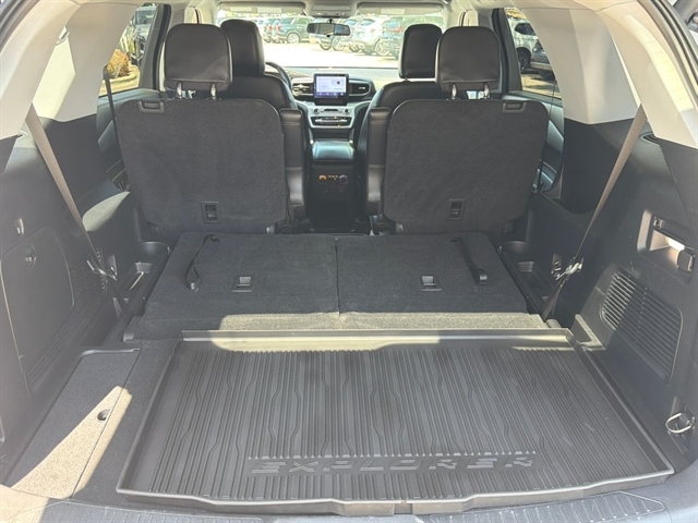 2021 Ford Explorer XLT - Photo 32