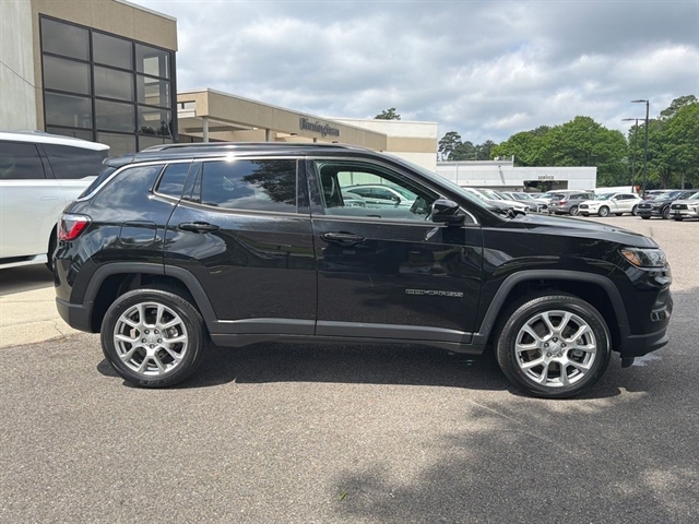 2023 Jeep Compass Latitude Lux - Photo 20