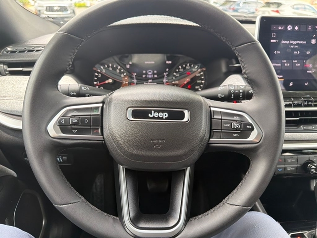 2023 Jeep Compass Latitude Lux - Photo 28