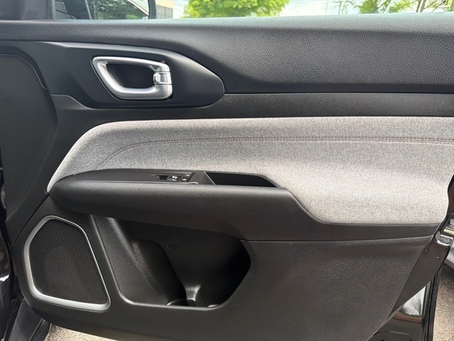2023 Jeep Compass Latitude Lux - Photo 42