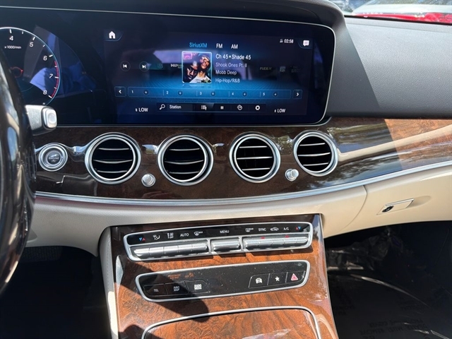 2023 Mercedes-Benz E-Class E350 - Photo 6