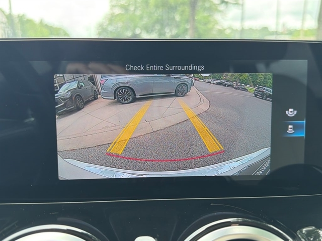 2022 Mercedes-Benz GLB Base - Photo 10