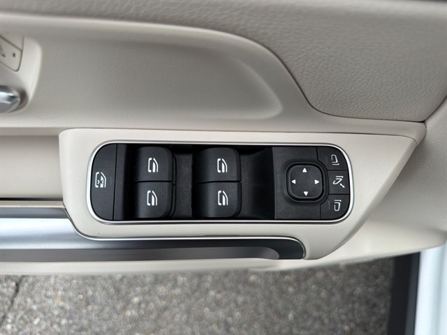 2022 Mercedes-Benz GLB Base - Photo 30