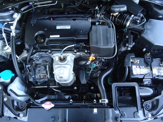 2016 Honda Accord EX-L - Photo 7