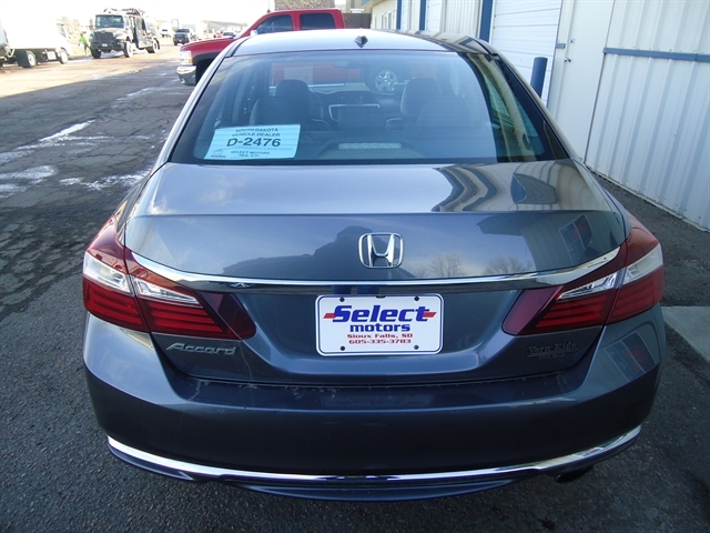 2016 Honda Accord EX-L - Photo 10