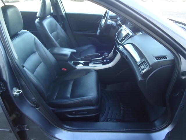 2016 Honda Accord EX-L - Photo 14