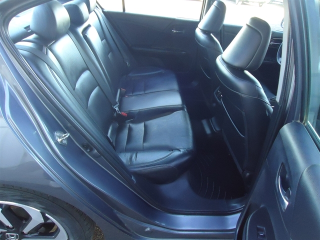2016 Honda Accord EX-L - Photo 15