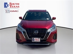 2022 NISSAN KICKS