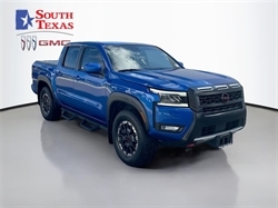 2025 NISSAN FRONTIER