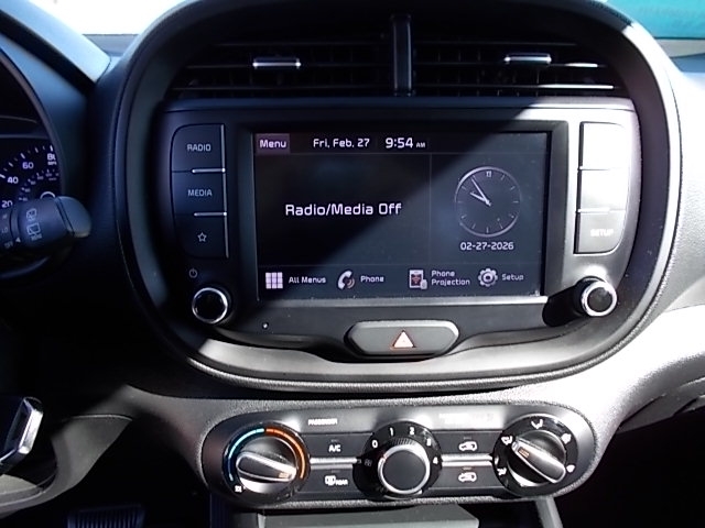 2022 Kia Soul LX - Photo 15