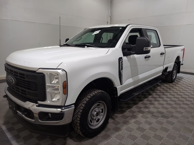 2024 Ford F-250 XL 4x4 Crew Cab 8' Box's photo