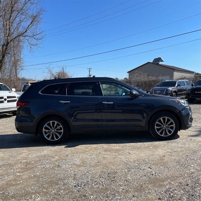 Stock 24080 USED 2017 Hyundai Santa Fe Queensbury, NY The Car Shoppe