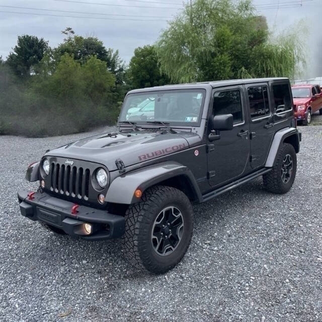 2017 Jeep Wrangler Unlimited Rubicon's photo