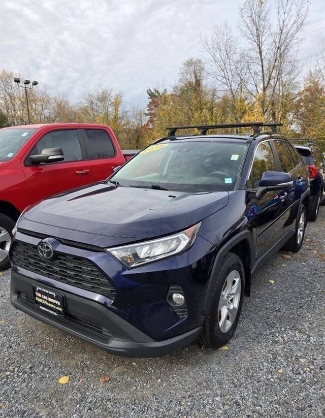 2019 Toyota RAV4 XLE's photo