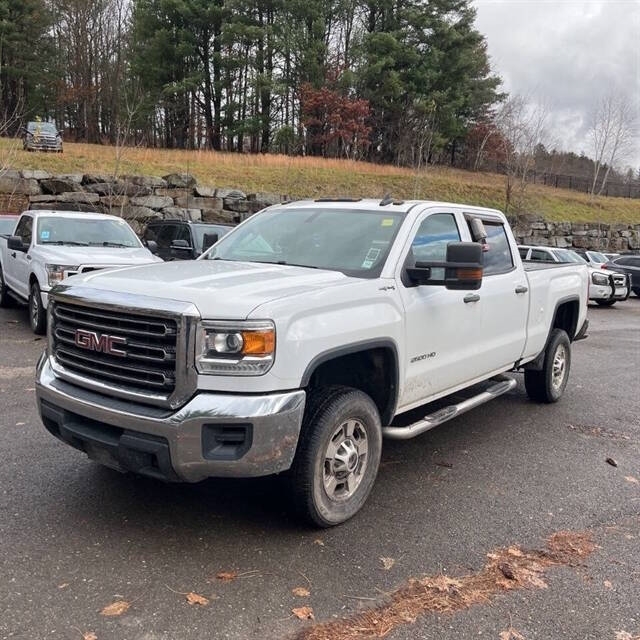 2017 GMC Sierra 2500HD Base's photo