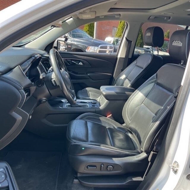 2019 Chevrolet Traverse High Country - Photo 12