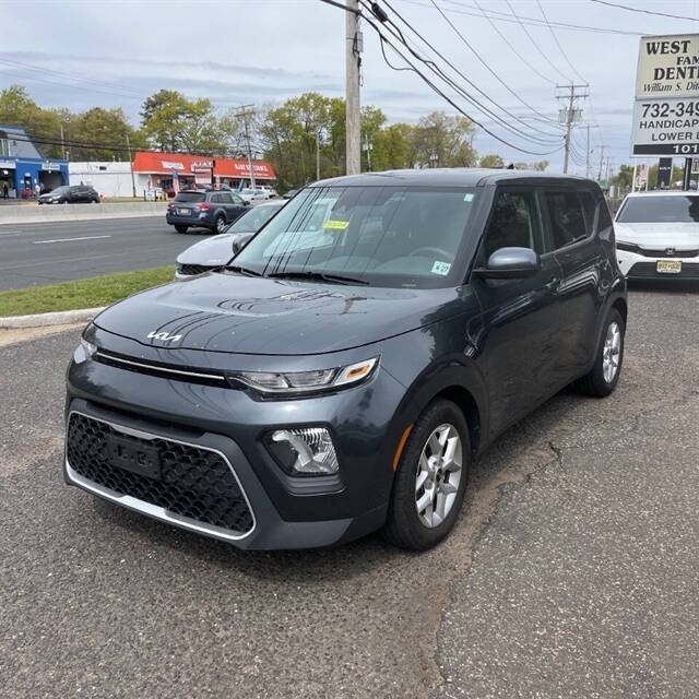 2022 Kia Soul 2.0L LX IVT's photo