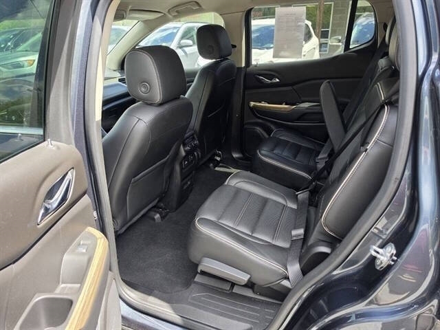 2019 GMC Acadia Denali - Photo 11