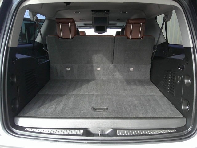 2019 Chevrolet Suburban Premier - Photo 10