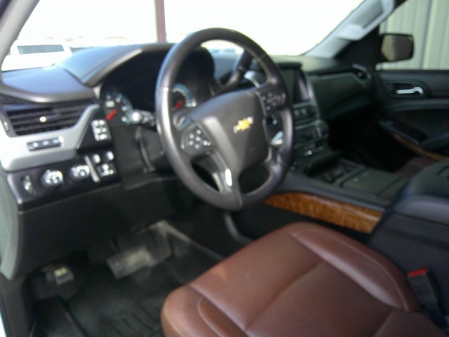 2019 Chevrolet Suburban Premier - Photo 15
