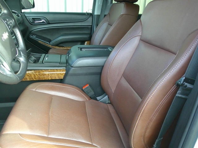 2019 Chevrolet Suburban Premier - Photo 16