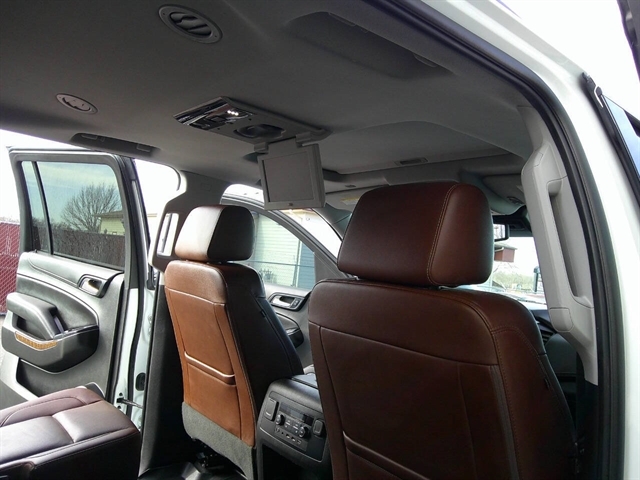 2019 Chevrolet Suburban Premier - Photo 24