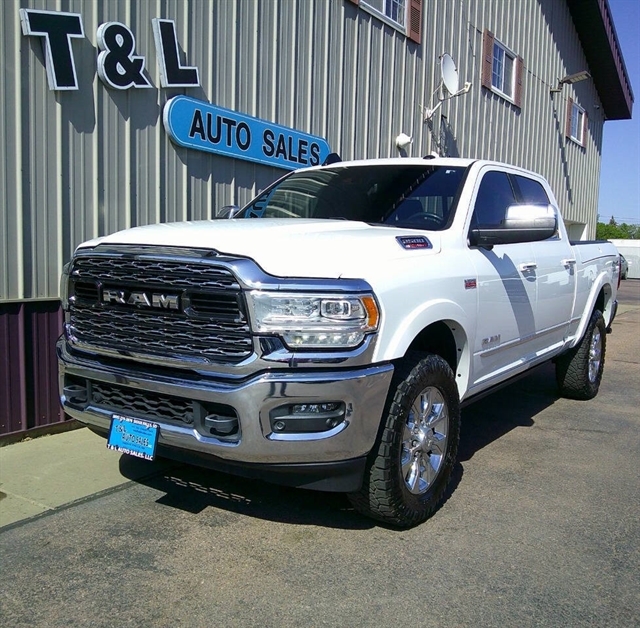 2022 RAM 2500 Laramie Limited 4X4 Crew Cab SWB's photo