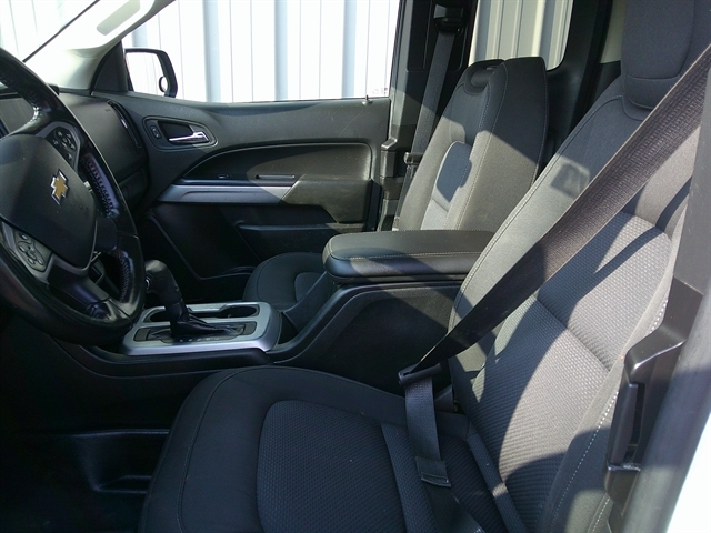 2021 Chevrolet Colorado LT photo 9