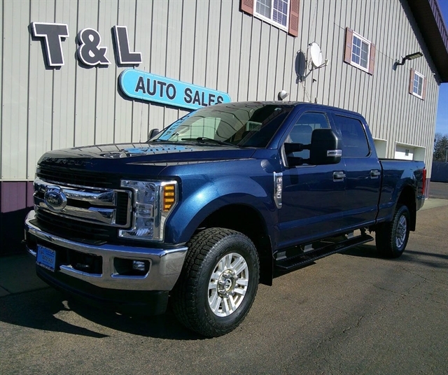 2018 Ford F-250 XL 4x4 Crew Cab 8' Box's photo