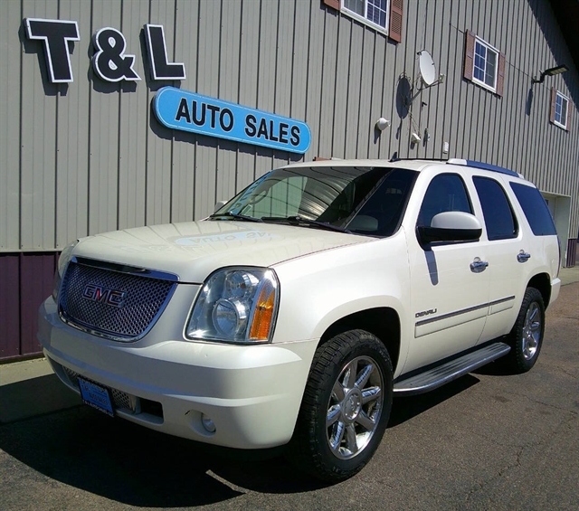 2014 GMC Yukon Denali - AWD's photo