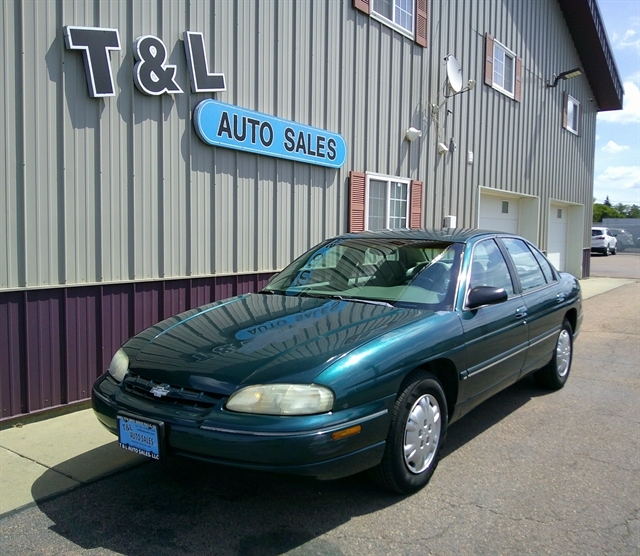 1998 Chevrolet Lumina LS's photo