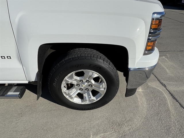 Used 2014 Chevrolet Silverado 1500 LT with VIN 3GCUKREC4EG368235 for sale in Vermillion, SD